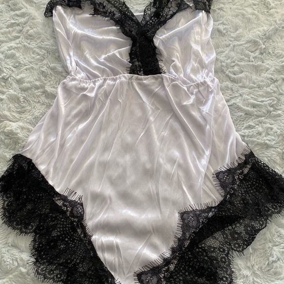 Lace Satin RomperBodysuit sleepwear lingeriePyjama - Picture 2 of 5